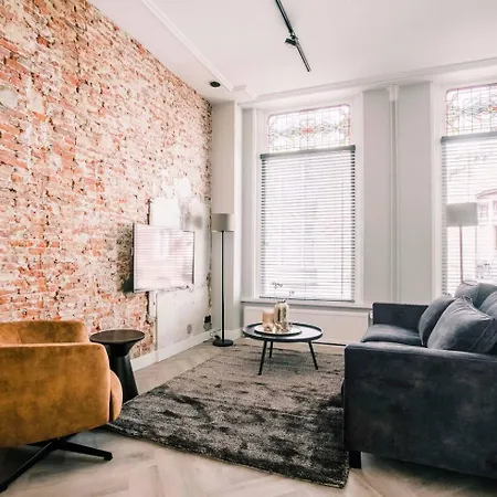 Xxl Loft With Bath Located Stadsvilla * Tilburg