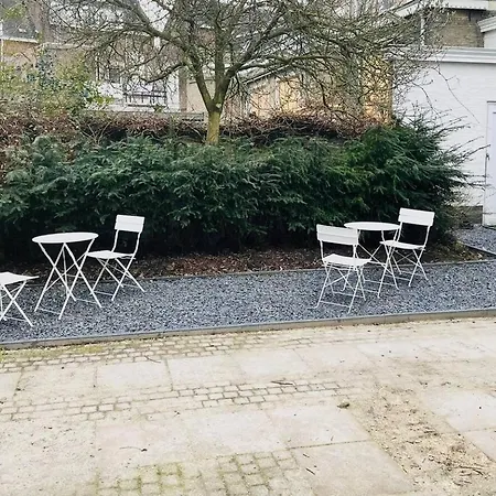 Xxl Loft With Bath Located Stadsvilla Tilburg