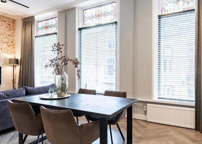 Xxl Loft With Bath Located Stadsvilla Διαμέρισμα Τίλμπουργκ