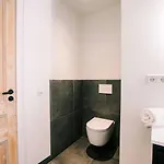 Appartement Xxl Loft With Bath Located Stadsvilla Tilbourg
