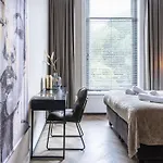Xxl Loft With Bath Located Stadsvilla Appartement Tilbourg