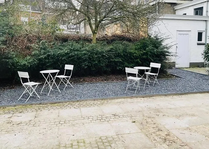 Xxl Loft With Bath Located Stadsvilla Тилбург