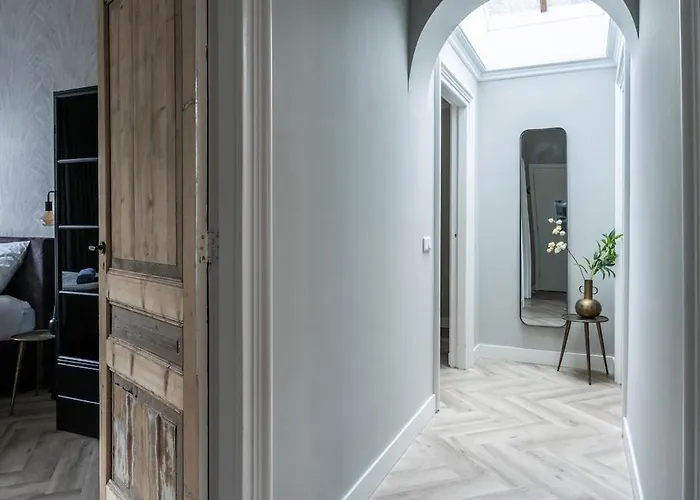 Xxl Loft With Bath Located Stadsvilla