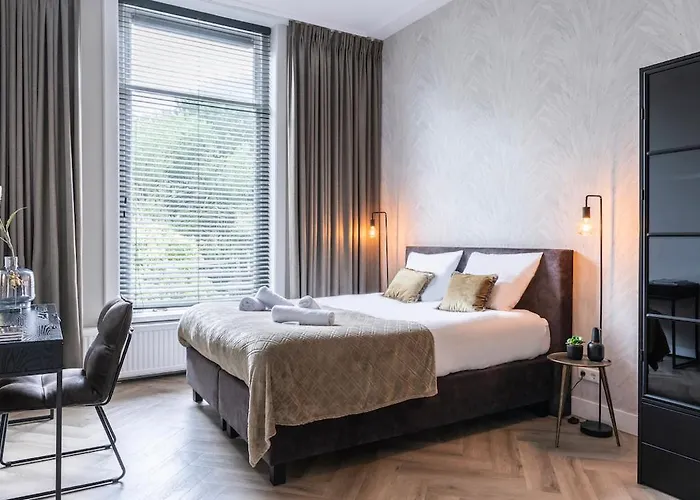 Xxl Loft With Bath Located Stadsvilla Апартаменты